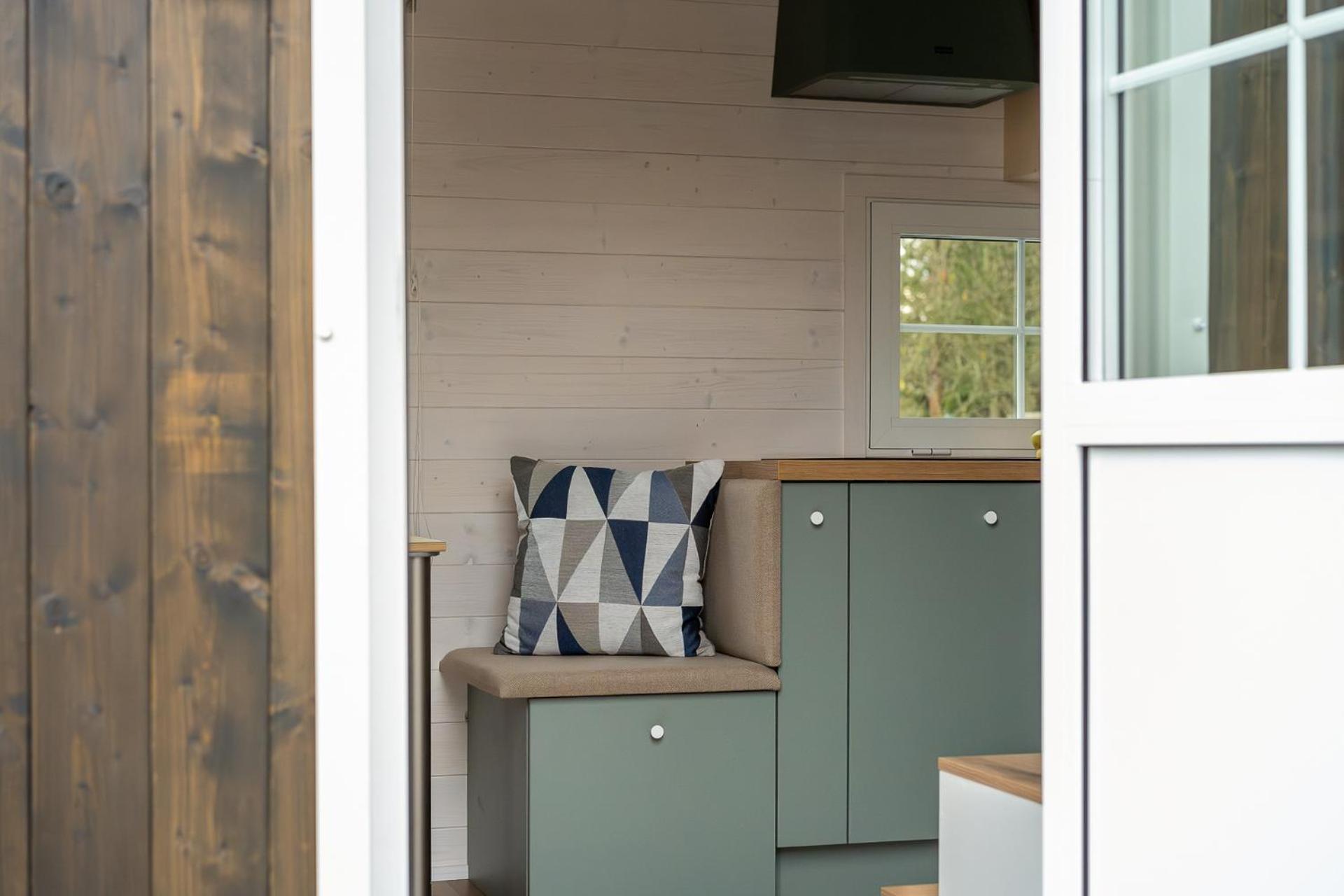 Staymoovers - Tinyhouse Zator Bagian luar foto